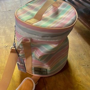 NEW WITH TAGS Southern Shirt cooler